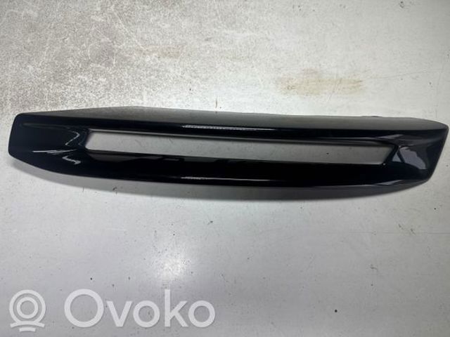 A1668852874 Mercedes