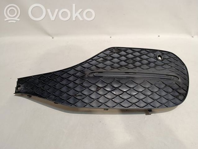 Решітка переднього бампера, права A1678858802 MERCEDES