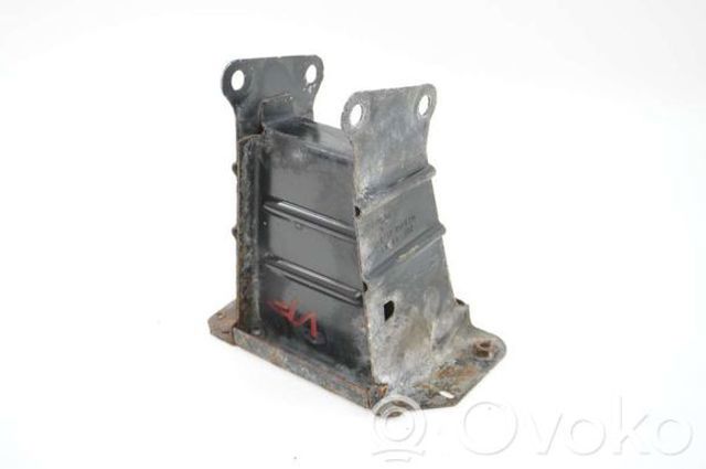 Швелер переднього бампера A1696202635 MERCEDES