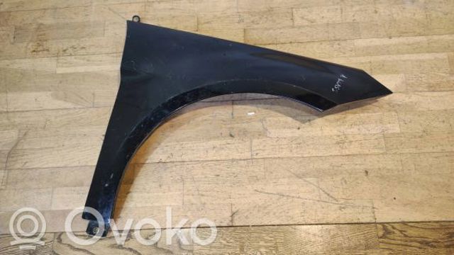 Переднє праве крило A1698800618 MERCEDES