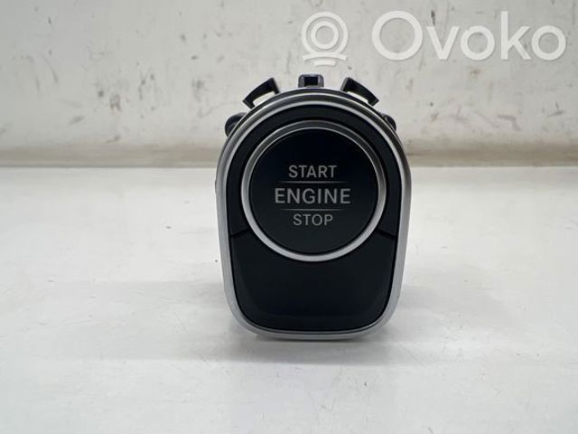 Кнопка запуску двигуна A1779051201 MERCEDES
