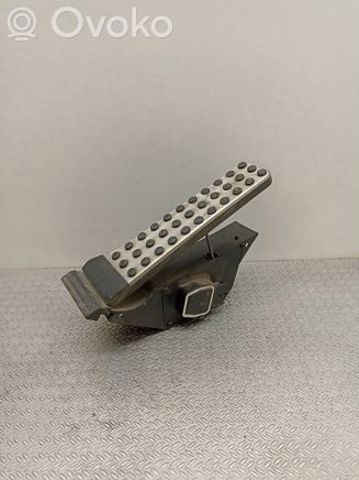 Педаль акселератора A2043000204 MERCEDES