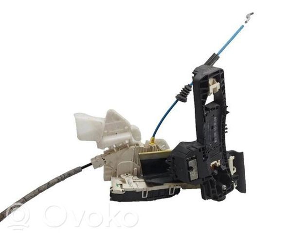 Замок водійських дверей A2047202535 MERCEDES