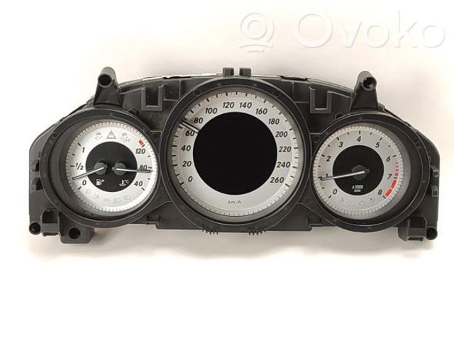 Щиток приладів (комбінація) A2049004009 MERCEDES