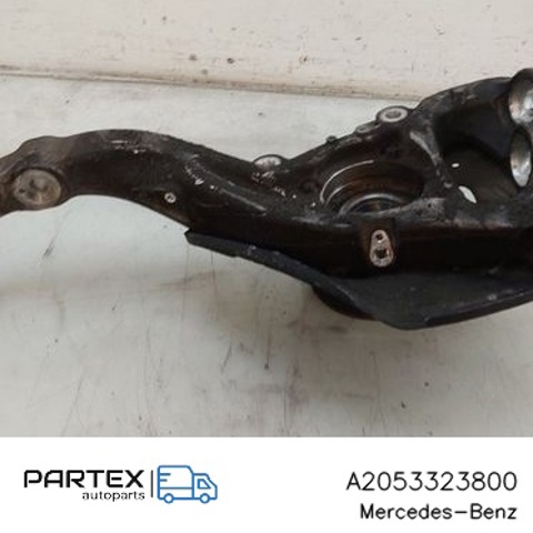 Цапфа поворотна права A2053323800 MERCEDES