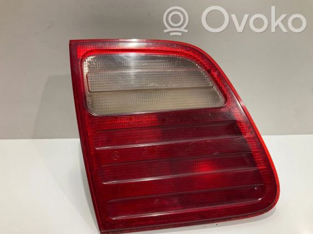 Стоп задній A2108202364 MERCEDES