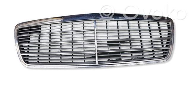 Захисна решітка радіатора A2108800583 MERCEDES