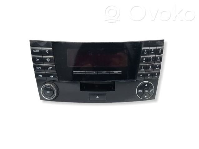 Магнітола A2118200879 MERCEDES