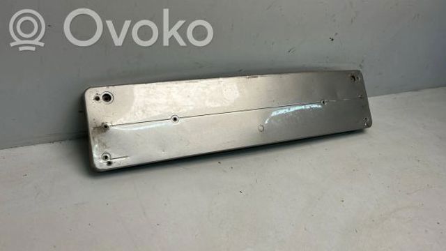 Кріплення переднього номера автомобіля A2118850181 MERCEDES