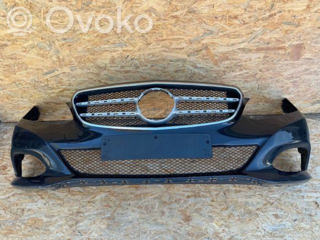 Кронштейн кріплення бампера переднього правий A2128853865 MERCEDES