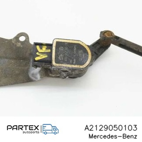 Датчик рівня положення кузова, передній лівий A2129050103 MERCEDES