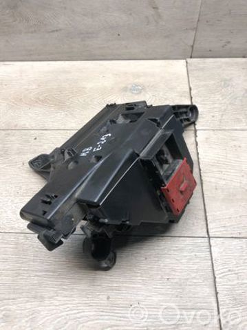 Коробка запобіжників A2135403439 MERCEDES