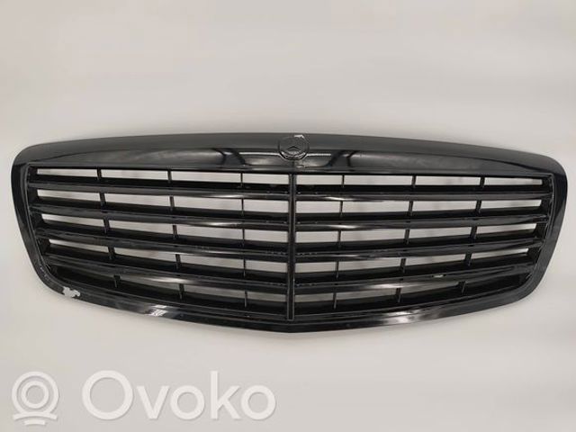Облицювання радіатора A2218800083 MERCEDES