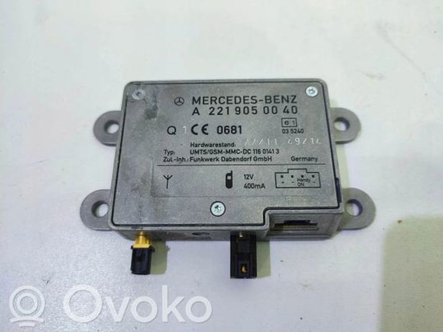 Підсилювач сигналу антени A2219050040 MERCEDES