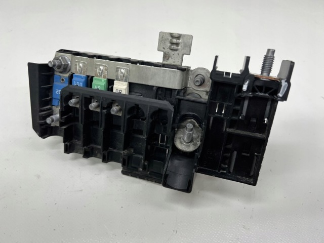 Реле запобіжників A2465400950 MERCEDES
