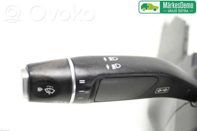 Перемикач підрульовий, в зборі A2469008617 MERCEDES
