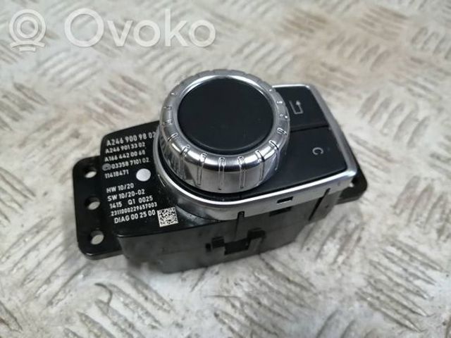 Блок кнопок центральної консолі A2469009802 MERCEDES