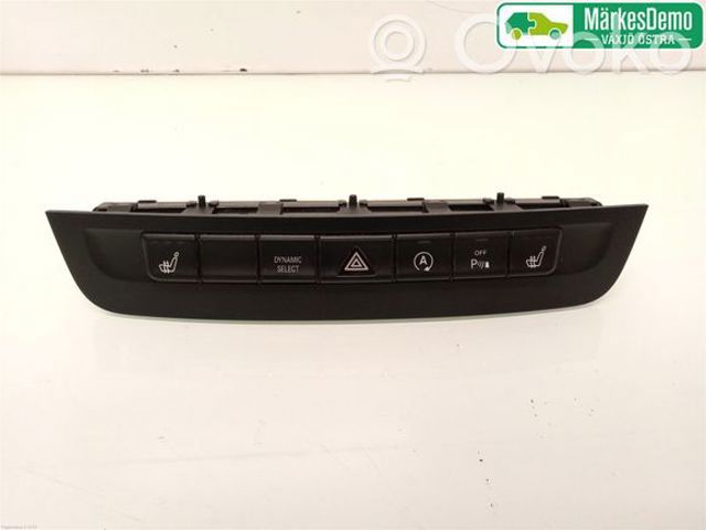 Блок кнопок центральної консолі A24690573029107 MERCEDES