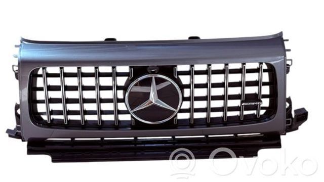 Облицювання радіатора A4638887900 MERCEDES