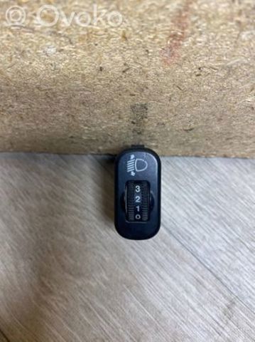 Кнопка коректора фар A9068260038 MERCEDES