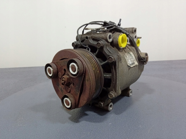 Компресор системи кондиціювання AKC200A215 MITSUBISHI