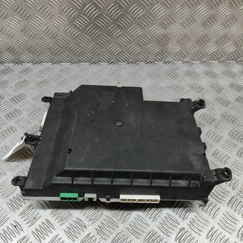 AMR6531 Land Rover