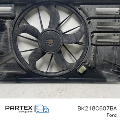 Дифузор радіатора охолодження, в зборі з двигуном і крильчаткою BK218C607BA FORD