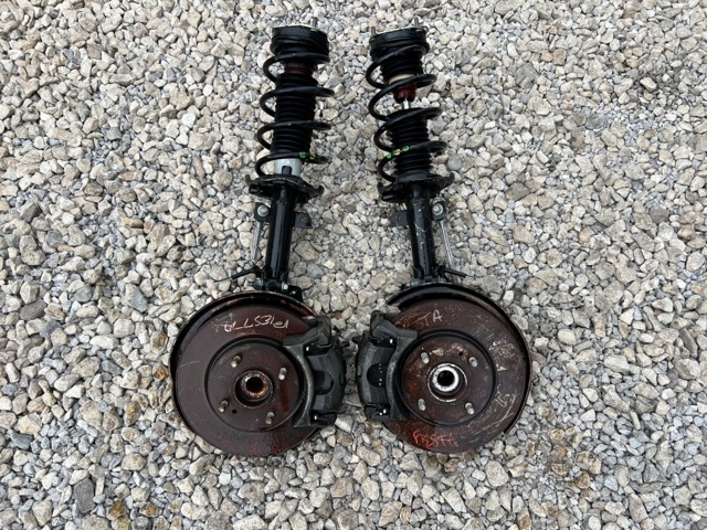 Стійка передня права C1BC18045AH FORD