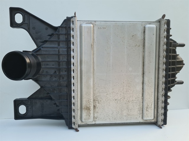 Радіатор интеркуллера FPLA6K775AB LAND ROVER