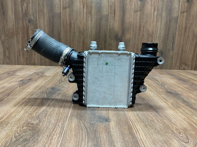 Радіатор інтеркулера GJ329L440AE LAND ROVER