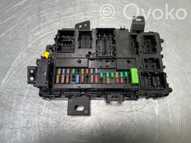 Блок запобіжників задній, салонний KK3T15604FAH FORD