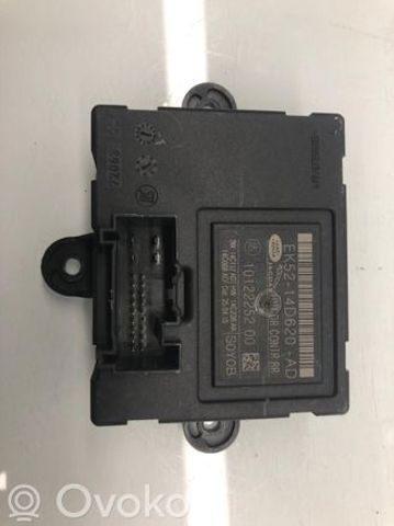 Блок комфорту задніх дверей LR072198 LAND ROVER