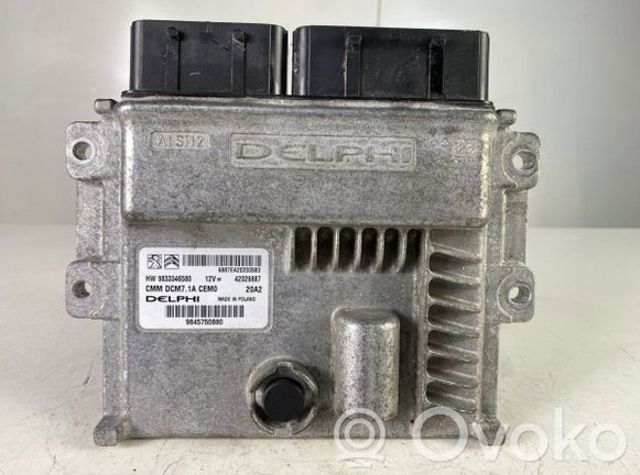 SU001B3820 Toyota
