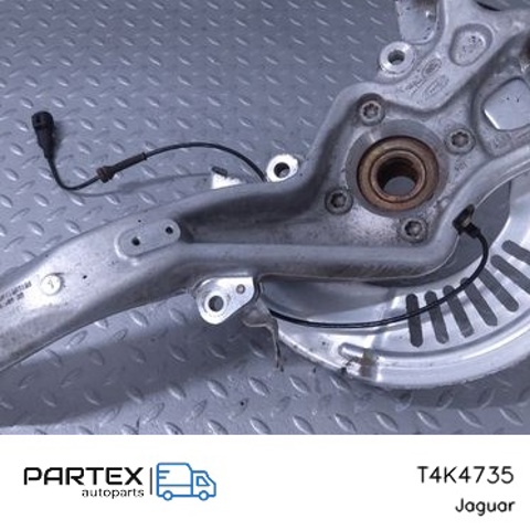 Цапфа передні праві T4K4735 JAGUAR