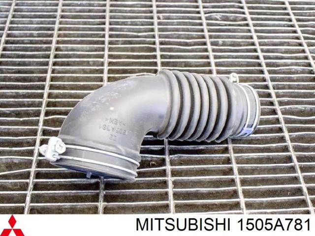 Патрубок повітряний, вихід повітряного фільтра 1505A781 MITSUBISHI