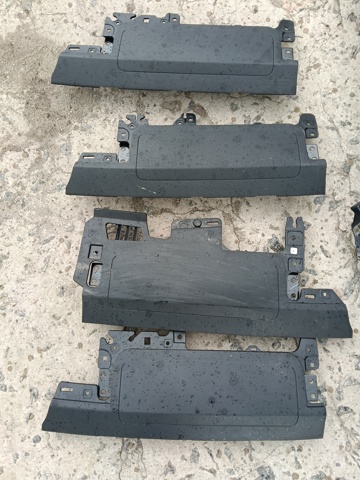 Подушка безпеки, водійська, AIRBAG, захисту колін 107782500E TESLA