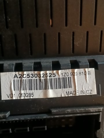 Щиток приладів (комбінація) 1Z0920810B VAG