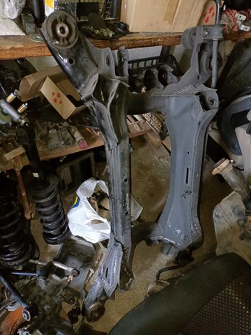 Балка задньої підвіски поперечна 50300T3VA50 HONDA