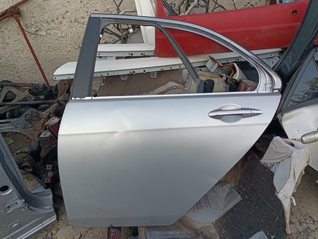 Двері задні, ліві 67550SEA900ZZ HONDA