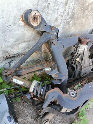 Важіль задньої підвіски нижній, лівий 7L0505311B VAG