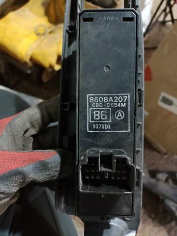 Кнопковий блок керування склопідіймачами передній лівий 8608A207 MITSUBISHI