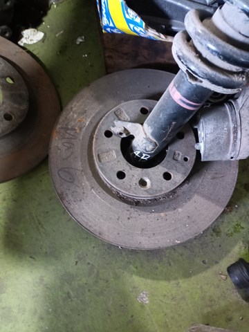 Дискові гальма GF3Y26251A MAZDA
