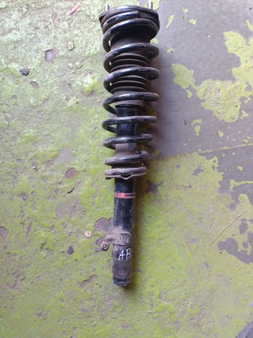 Стійка передня права GS1D34700F MAZDA