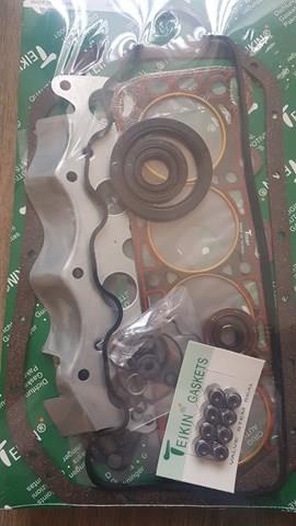 Комплект прокладок двигуна MD997479 MITSUBISHI