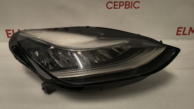 Фара основна права 107737210I Tesla Model