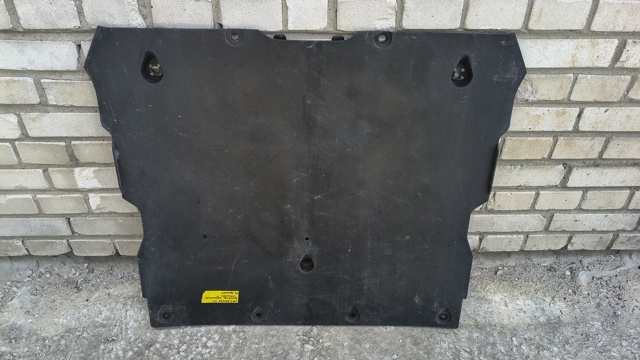 Захист піддона двигуна 149915100A Tesla Model