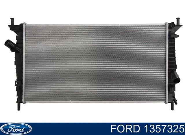 Радіатор охолодження двигуна 1357325 FORD