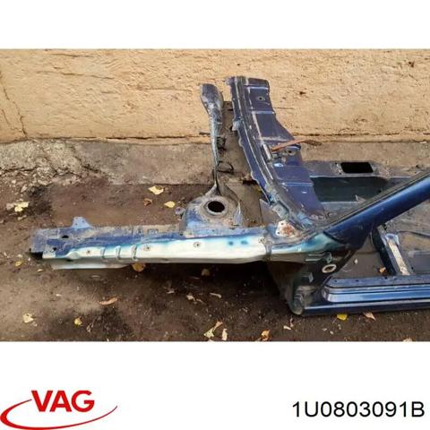 Чверть передня ліва 1U0803091B VAG
