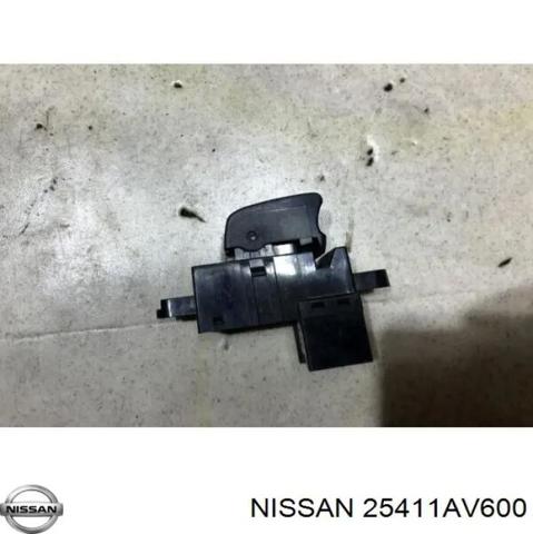 Кнопка вмикання двигуна склопідіймача задня 25411AV600 NISSAN