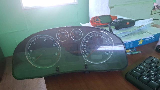 щиток приладу 3B0919861B VAG